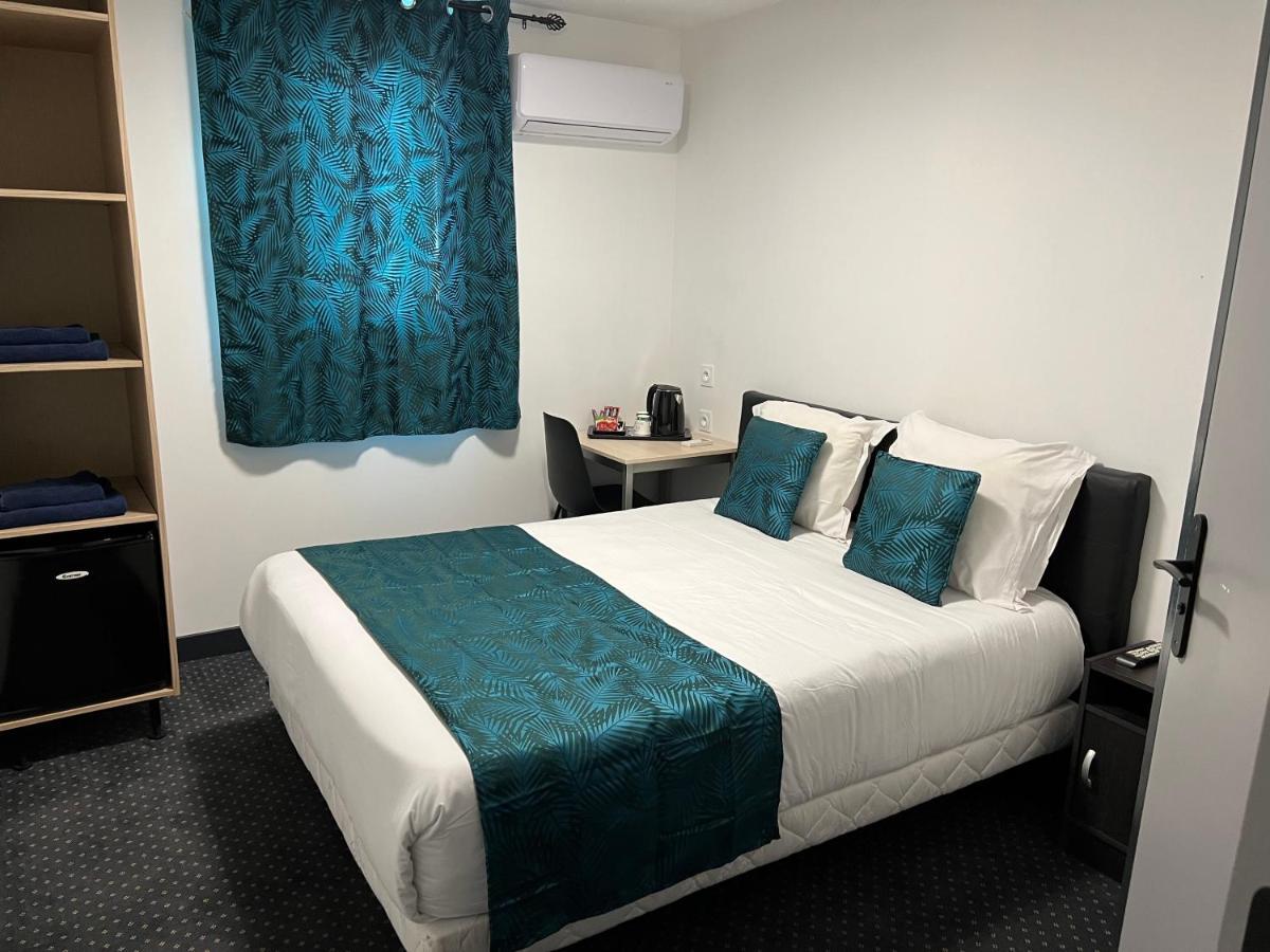 Hotel De La Paix Lyon Sud Живор Екстериор снимка