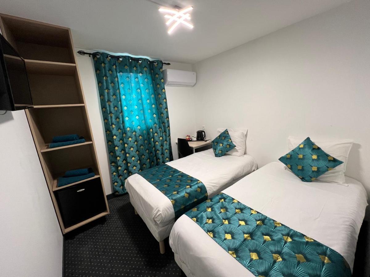 Hotel De La Paix Lyon Sud Живор Екстериор снимка